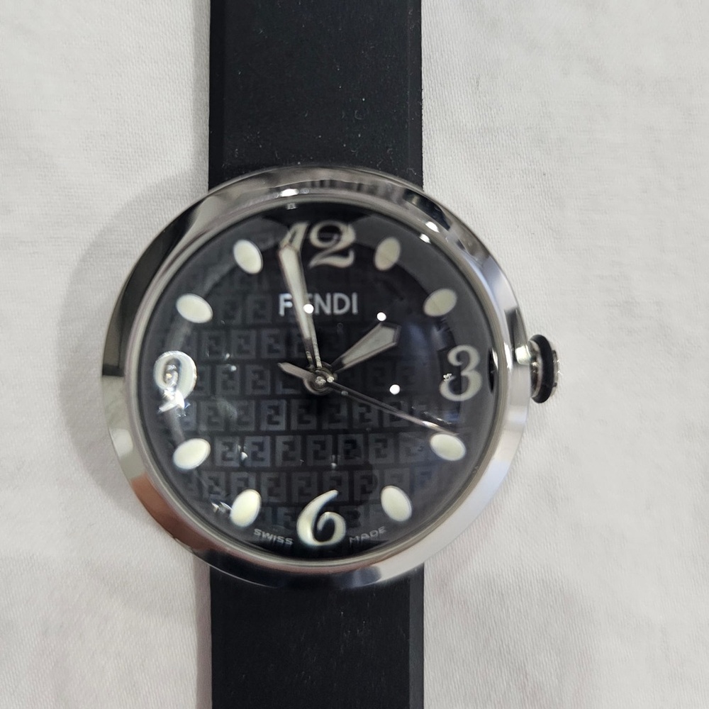 Fendi Black and Silver Watch